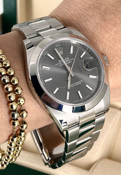 Datejust 41 Rhodium Dial Box Papers Like new